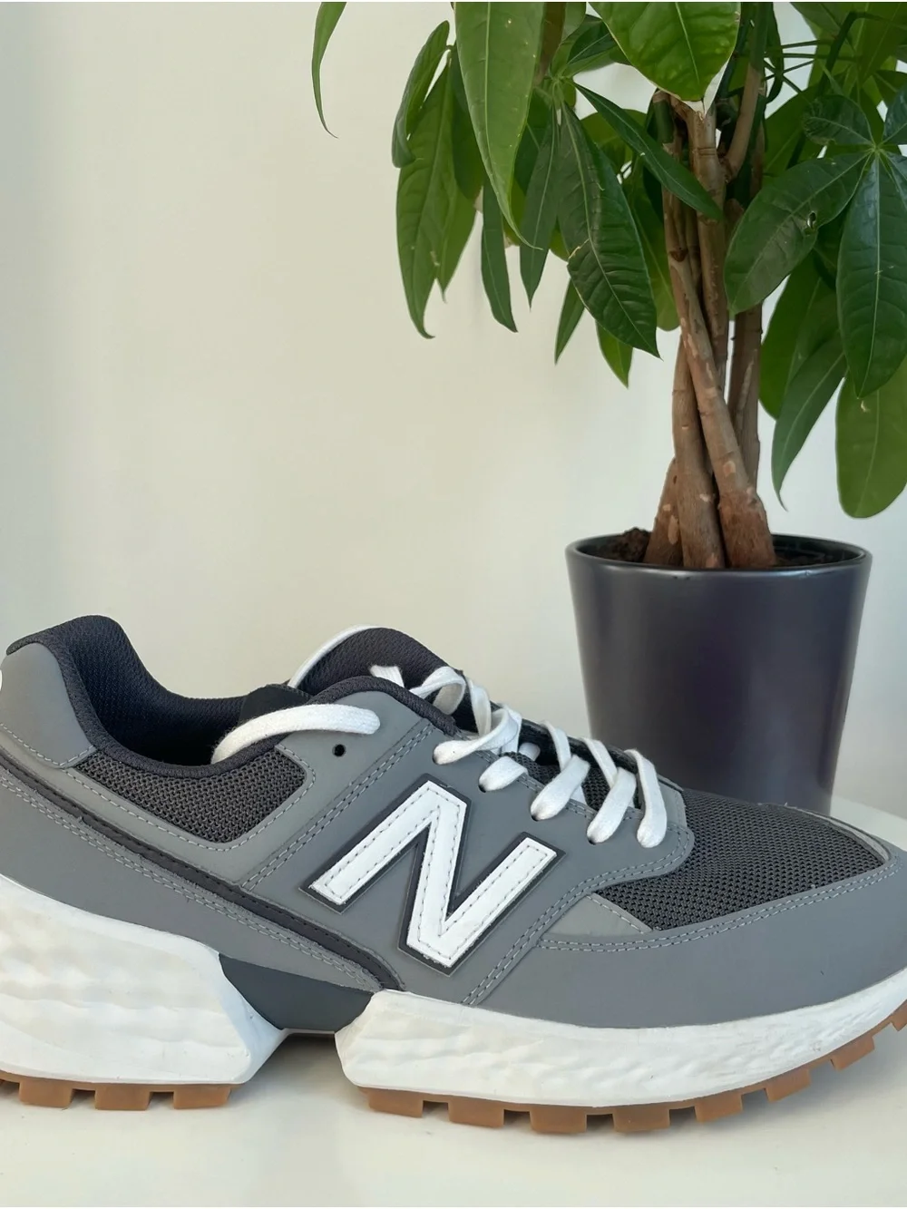 Men Size 10 New Balance 574S X Figs Grey White Shoes